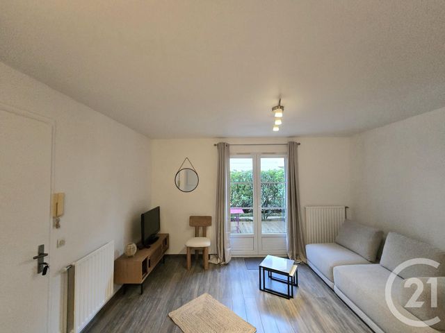 Appartement Duplex à louer - 2 pièces - 39,37 m2 - Bois Colombes - 92 - ILE-DE-FRANCE