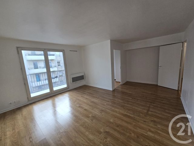 Appartement F3 à louer - 3 pièces - 65,70 m2 - St Denis - 93 - ILE-DE-FRANCE